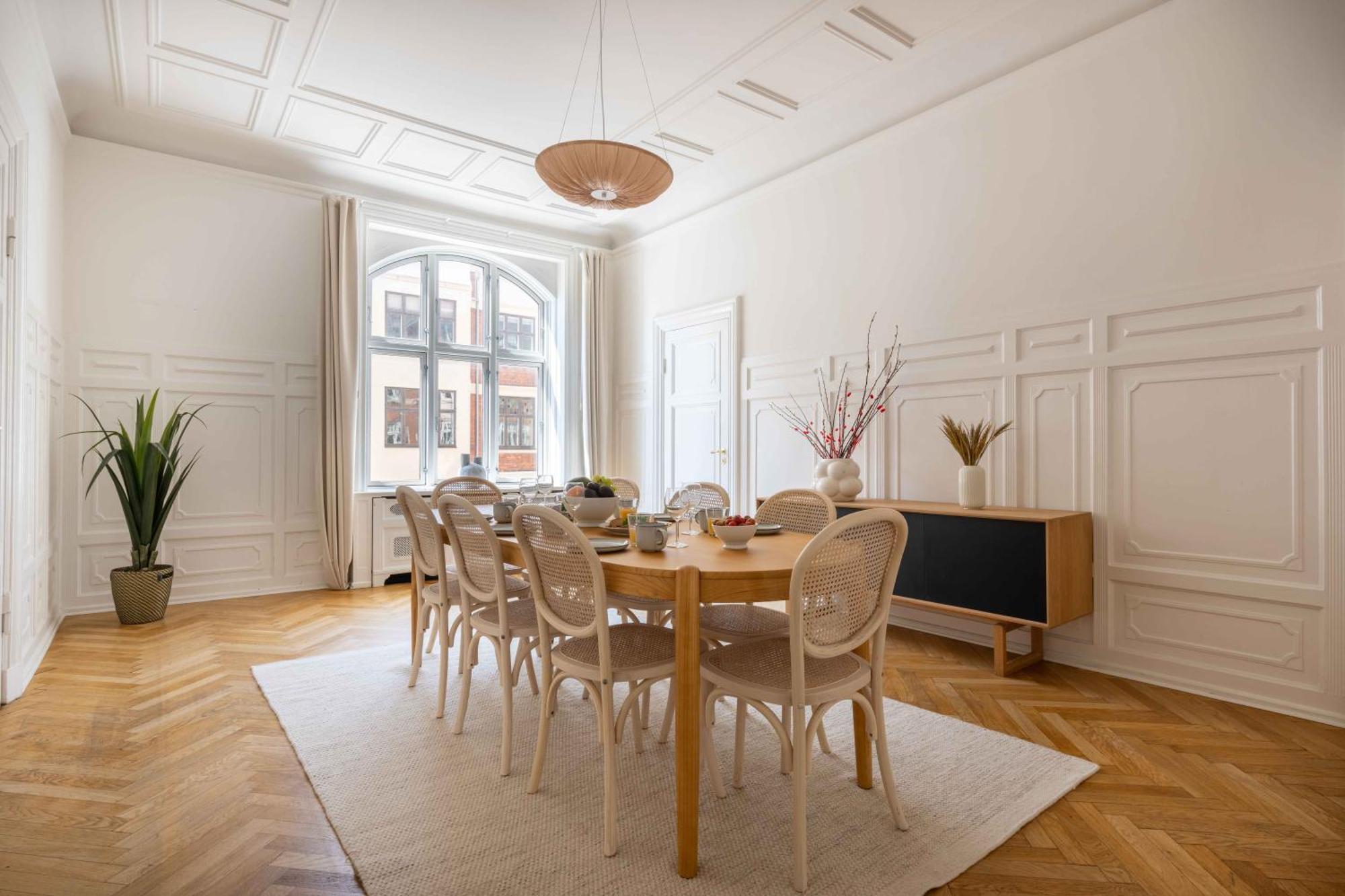 Lovely 3Br Manor Apartment 5 Min From Tivoli Gardens Копенгаген Екстер'єр фото