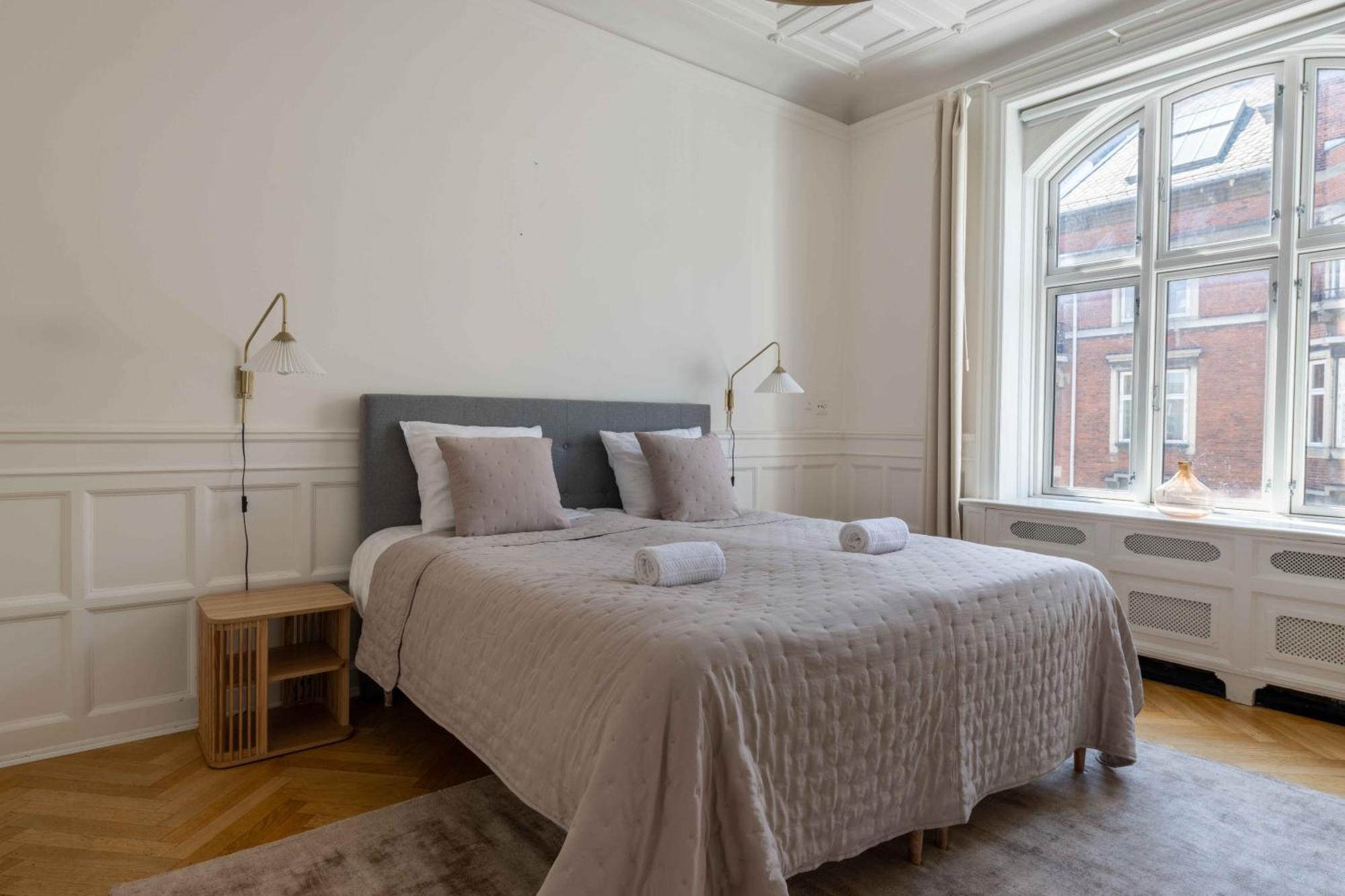 Lovely 3Br Manor Apartment 5 Min From Tivoli Gardens Копенгаген Екстер'єр фото