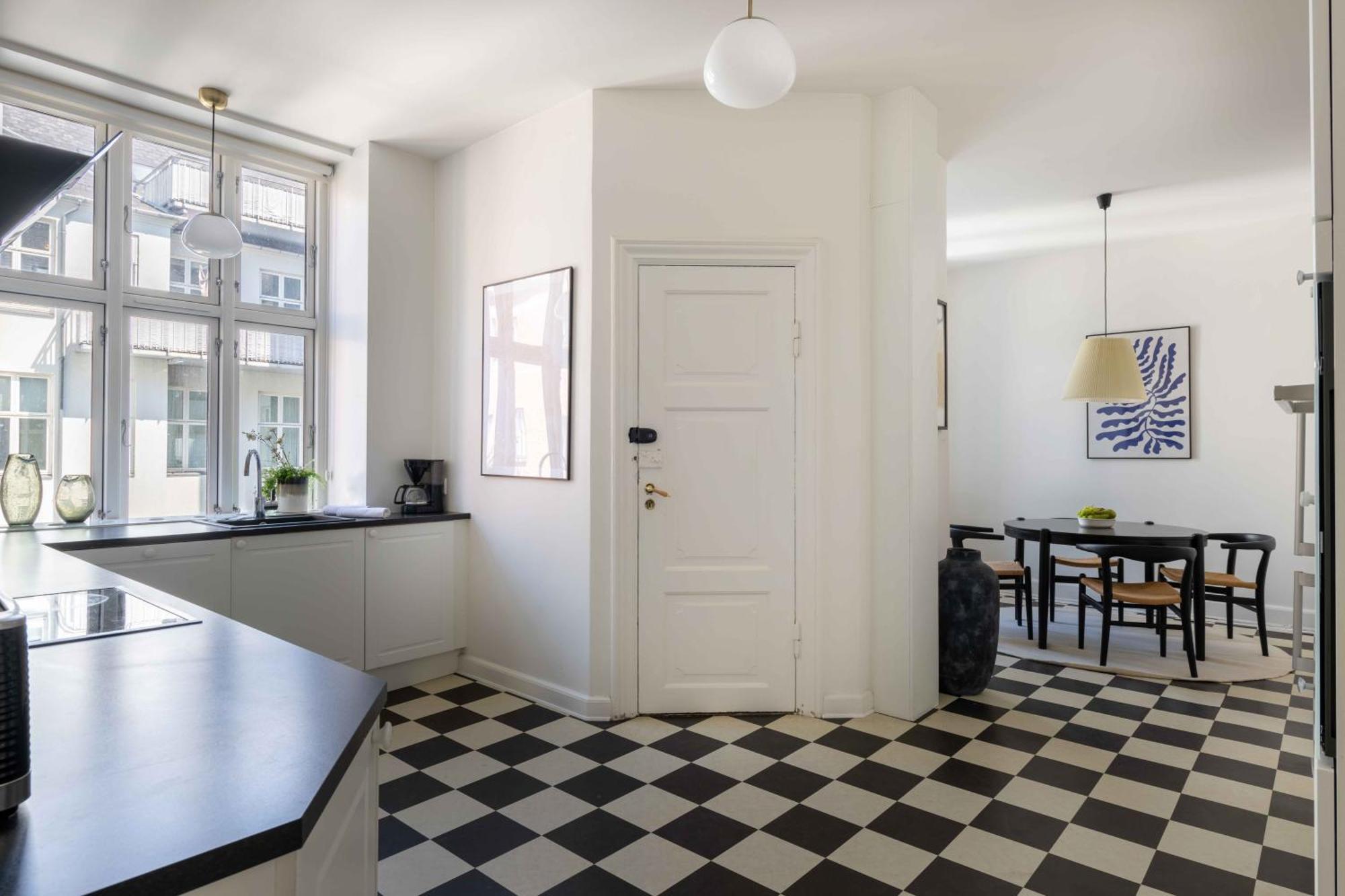 Lovely 3Br Manor Apartment 5 Min From Tivoli Gardens Копенгаген Екстер'єр фото
